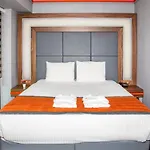 Onyx Business Hotel