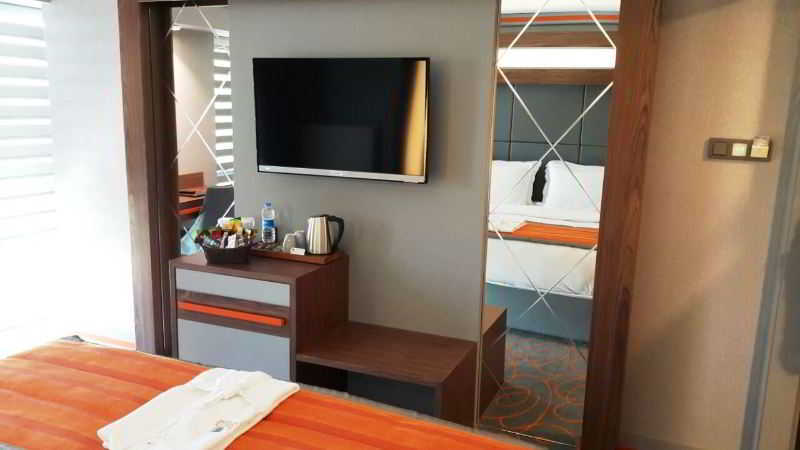 Onyx Business Hotel 3*