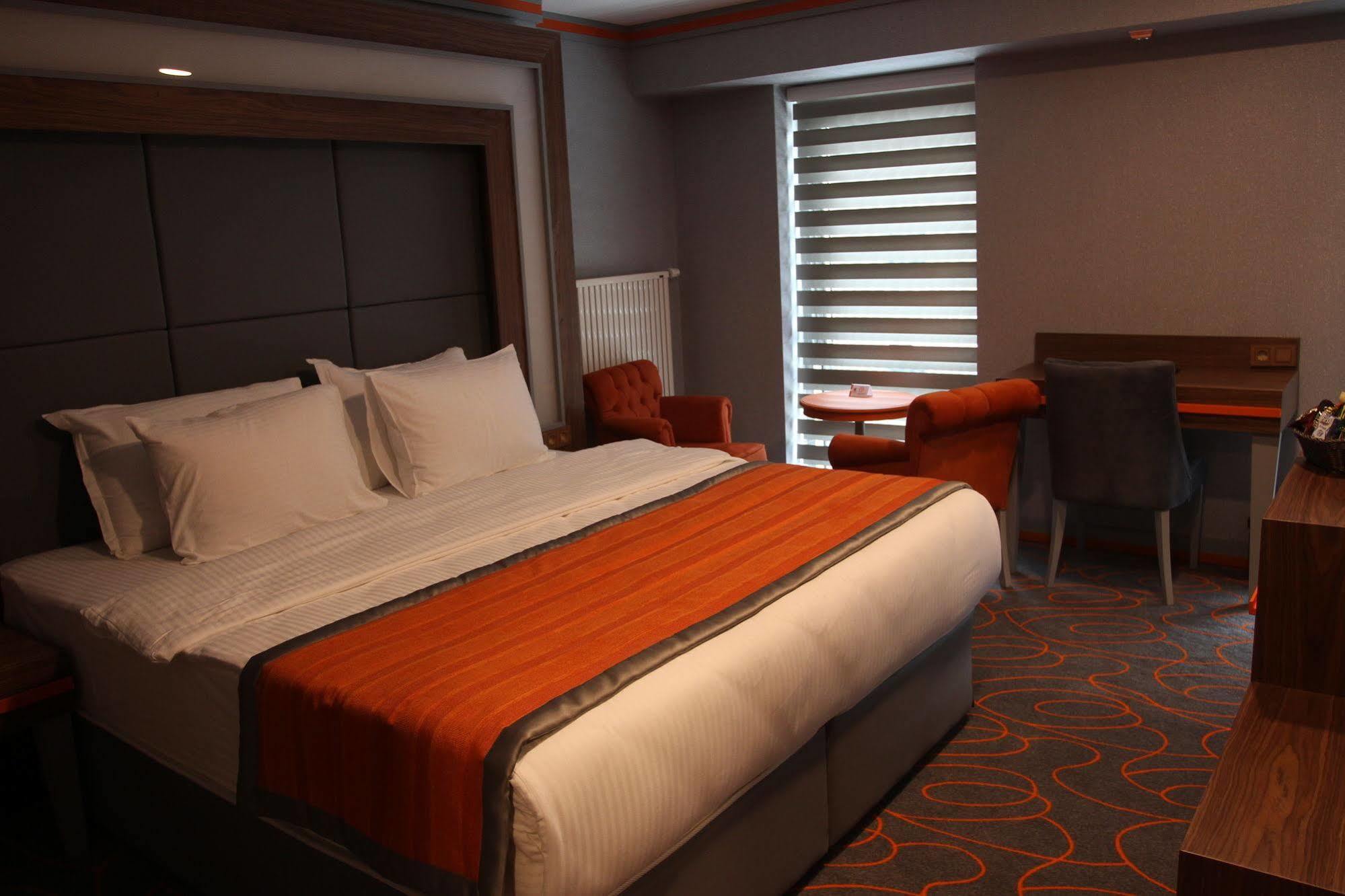 Hotel Onyx Business 3*