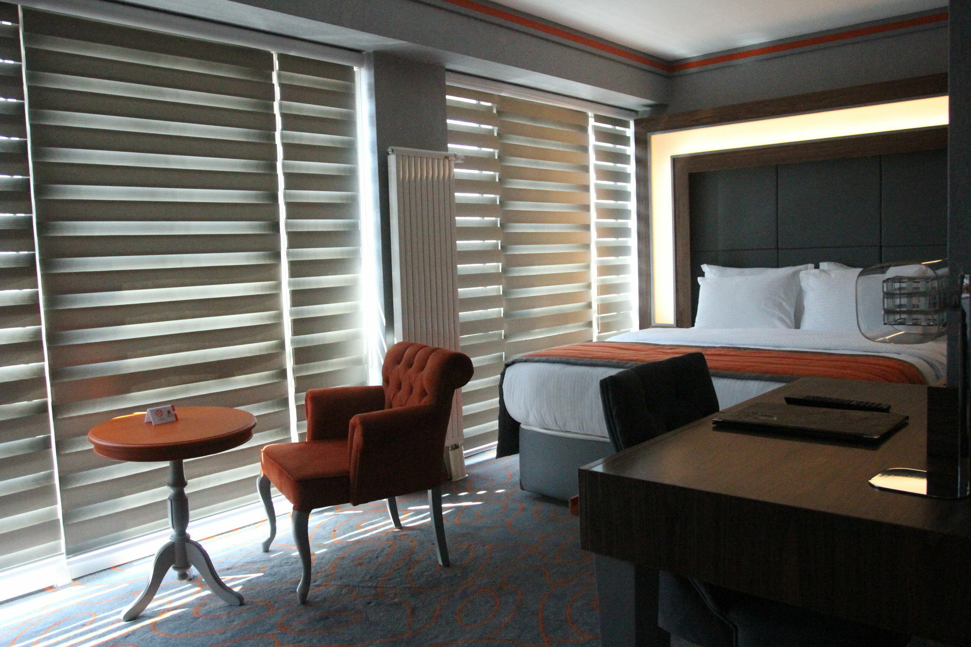 Hotel Onyx Business